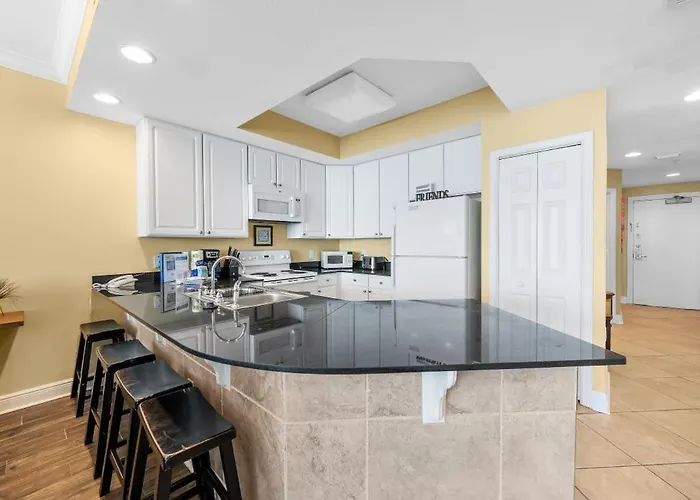 San Carlos 1406 By Youngs Suncoast Apartment
